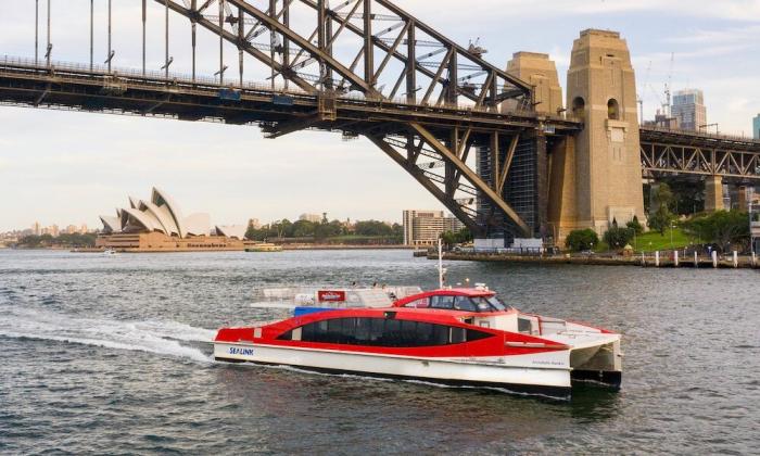 Sydney Harbour | Hop On Hop Off Ferry Pass