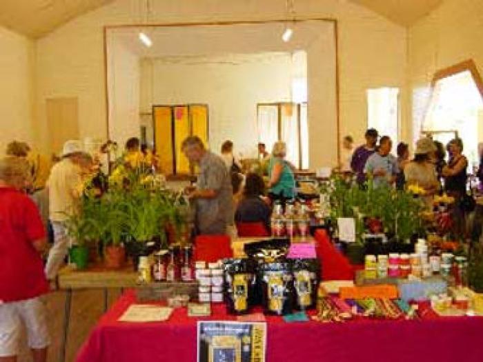 Uki Farmers' Market