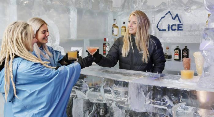 IceBar Entry with Cocktail