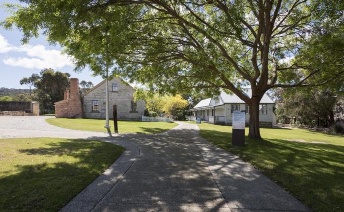 Rosny Farm Arts Centre & Rosny Barn