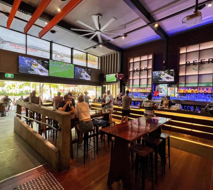 Rattle n Hum Bar & Grill - Cairns