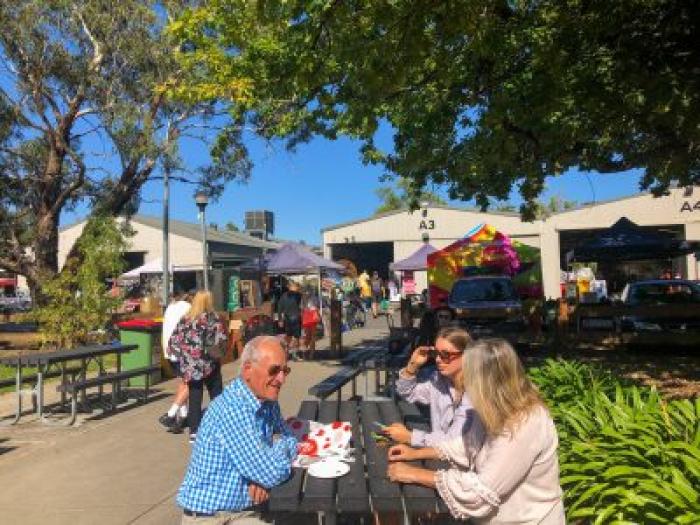 Akoonah Park Market