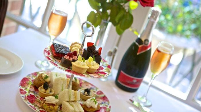 Chocolate High Tea with Sparkling - For 2